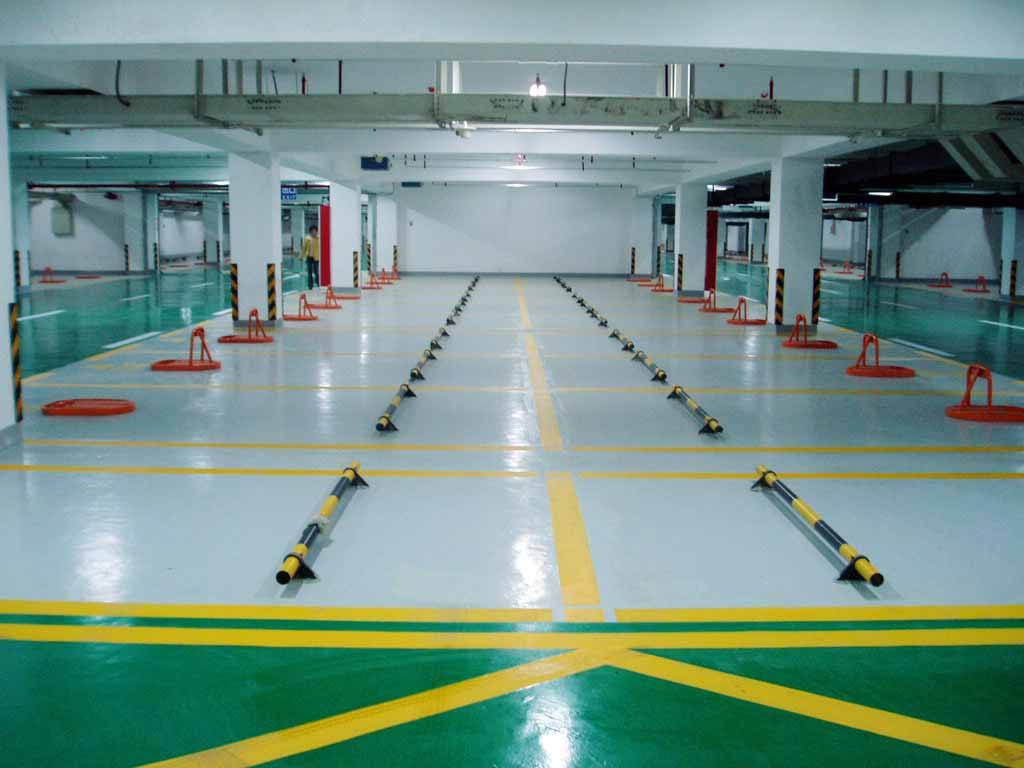 九龙坡停车场车位划线厂家|地下车库划线厂家价格 